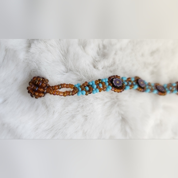 Vintage Beaded Bracelet - Picture 5 of 7